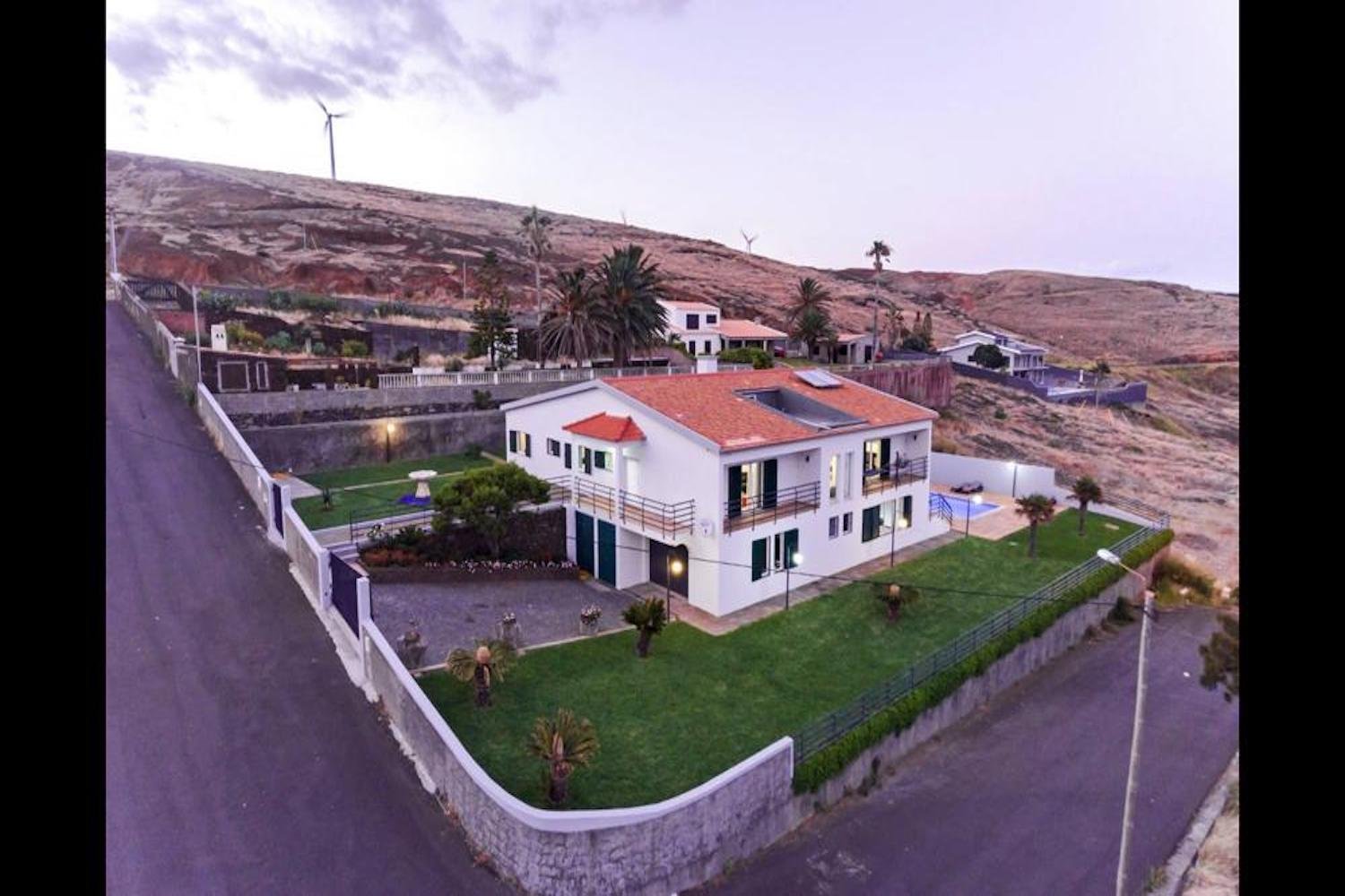 Lateral Birds-eye view of the property