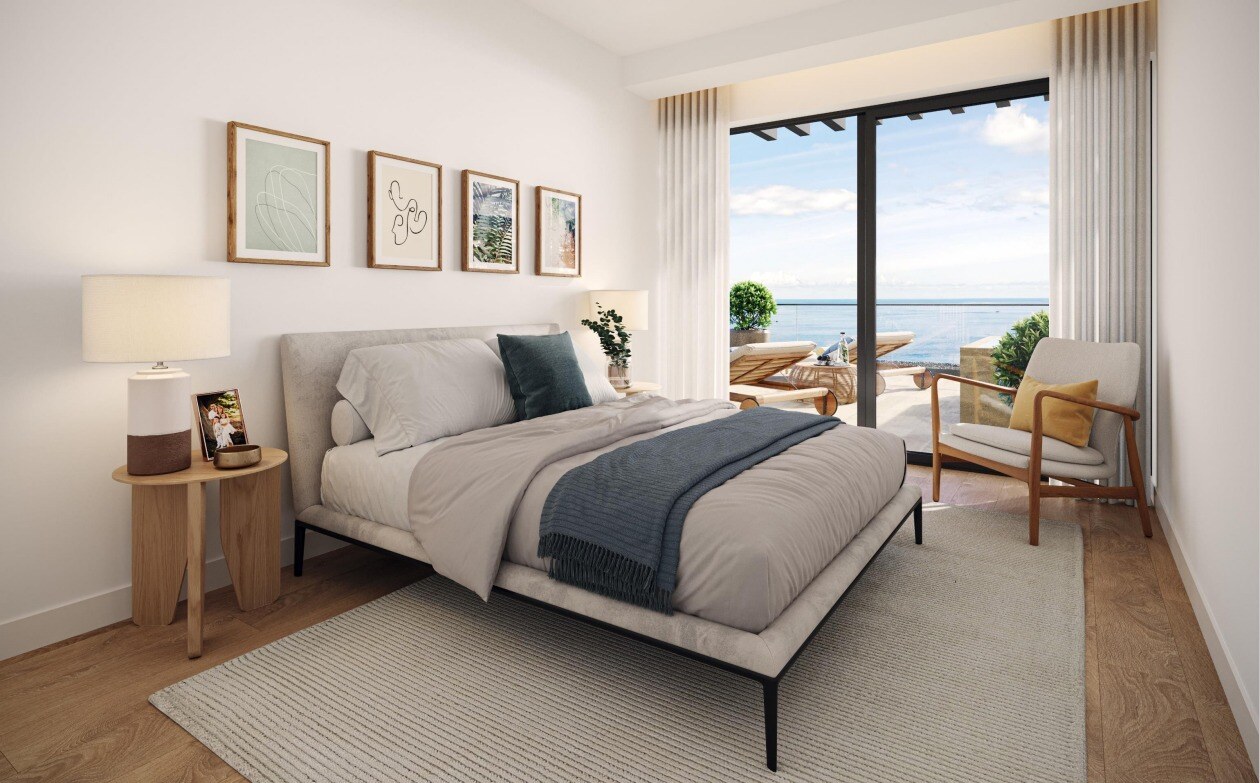 Bedroom with sea view