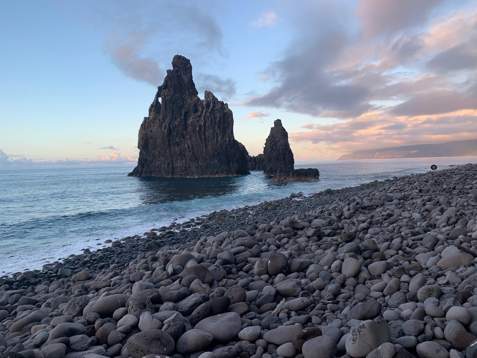Image of a near by cobblestone beach (near the property)